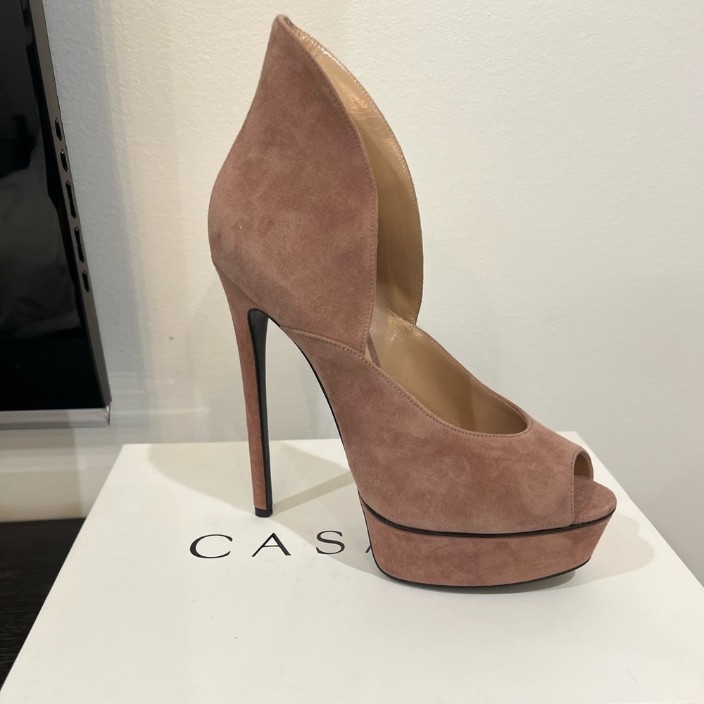 Brand new Casadei blush pink suede high heels made in Italy.